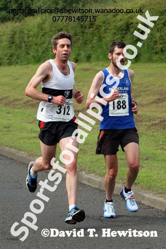 Newton Aycliffe 10k Road Race, County Durham. Photo: David T. Hewitson/Sports for All Pics